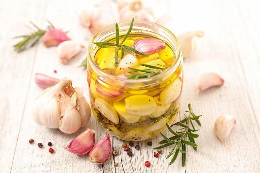melem od belog luka u maslinovom ulju prirodni recept za kozu i infekcije